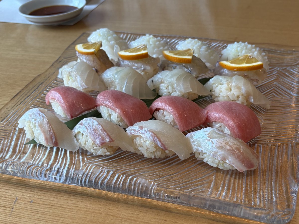 mochi tweet media