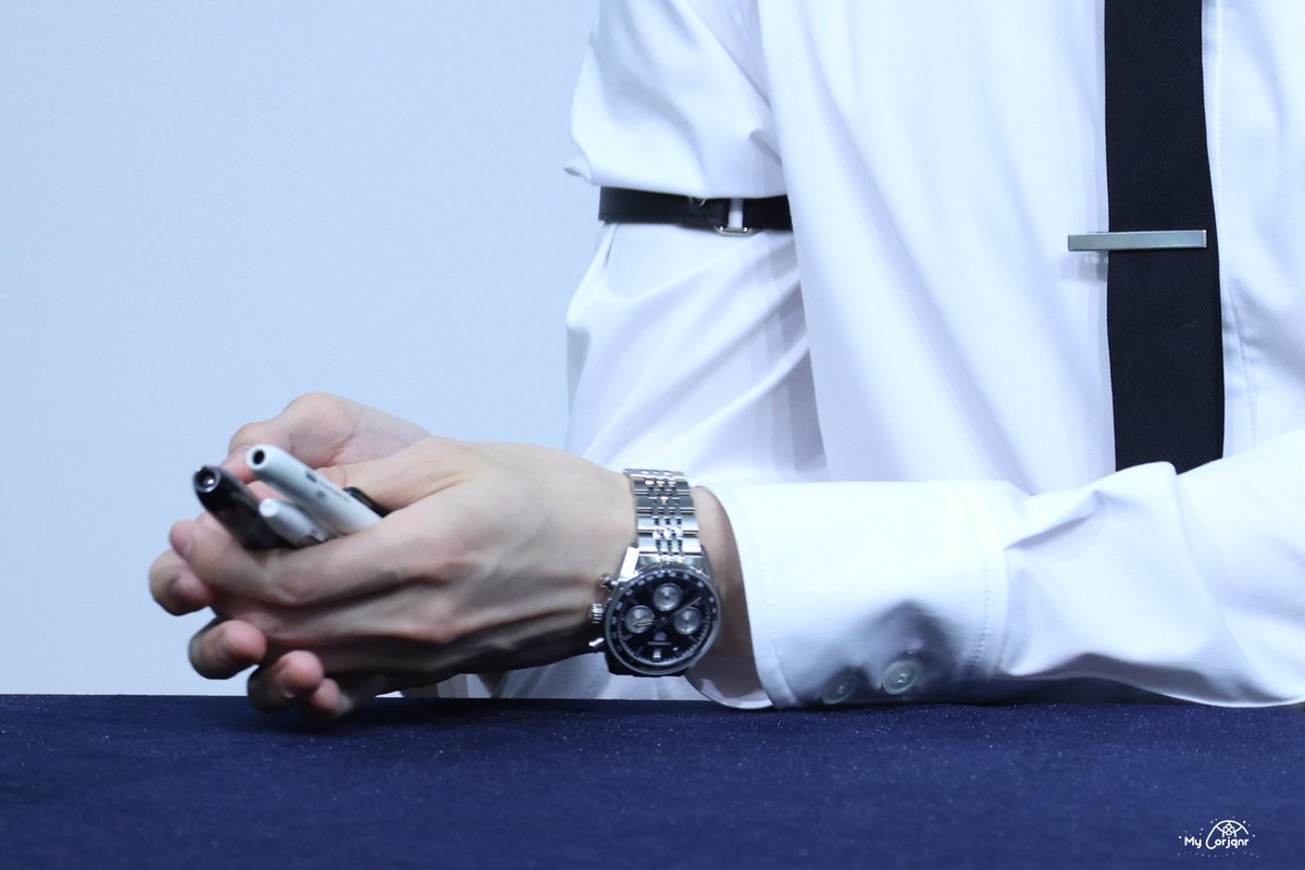 My_Corjqnr's tweet photo. 260524 뮤빗몰 형원

오늘도 잠시...
존중입니다 취향해주세요(۶•̀ᴗ•́)۶

@OfficialMonstaX  #monstax #형원 #HYUNGWON #ヒョンウォン https://t.co/vLibRVKRxY