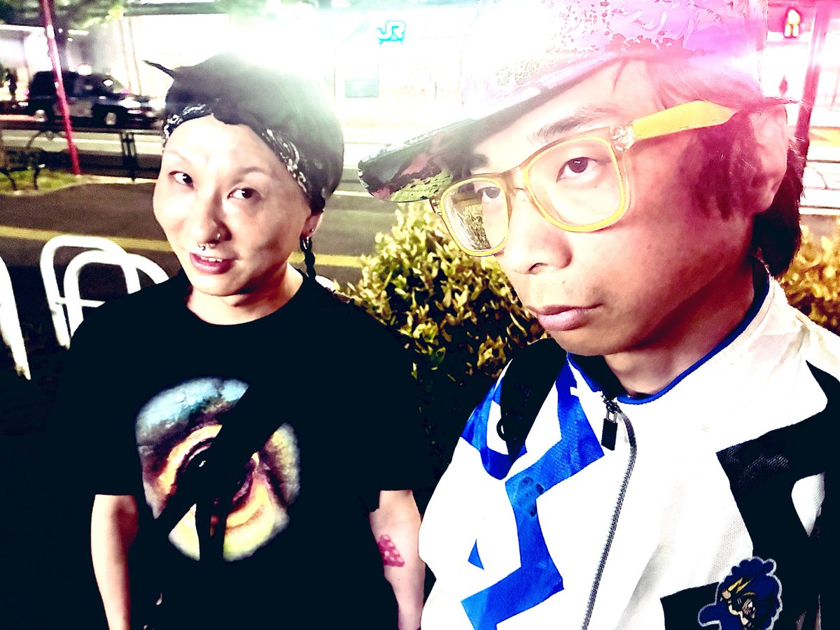 MiyazakiYosuke's tweet photo. メロさんと雲平さんと飲んだ。 https://t.co/jYQ9CEJdSw