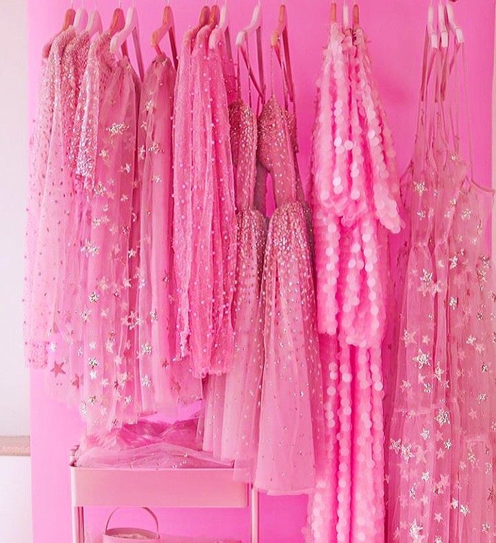 Pink vibes 🩷 tweet media
