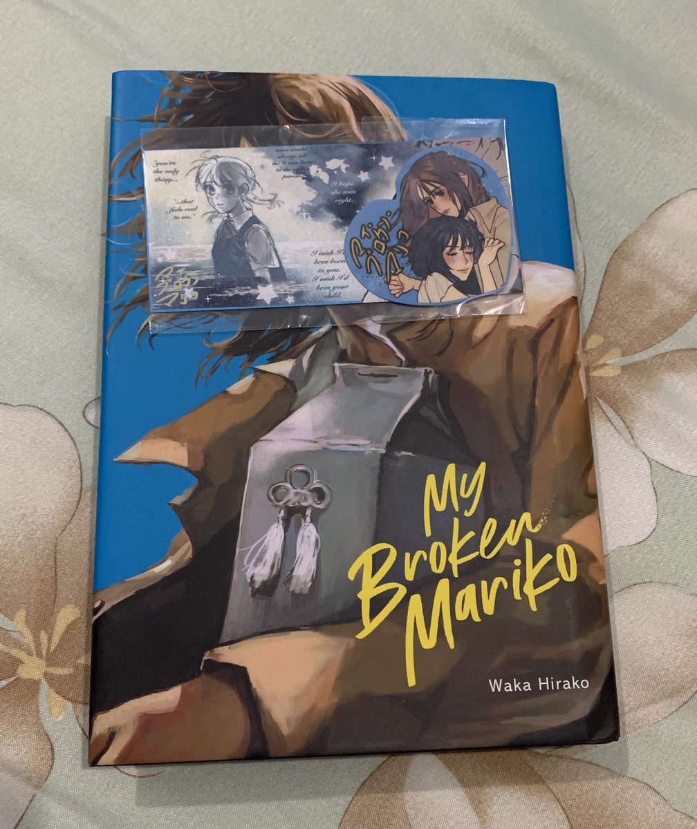 abang_garde's tweet photo. belated cf22 merch haul augh https://t.co/HxN8wgnSFg