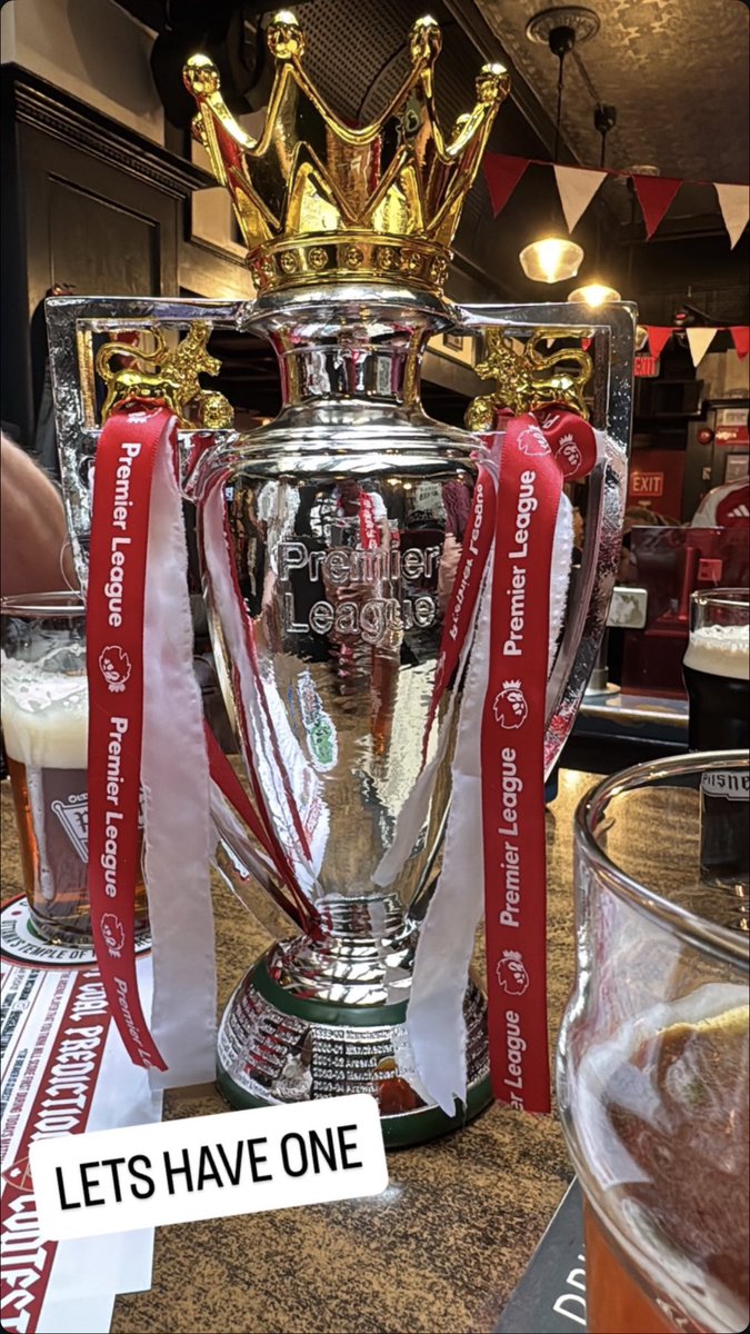 edbenhin's tweet photo. CAMPEONES #COYG https://t.co/XodRnzVp9x