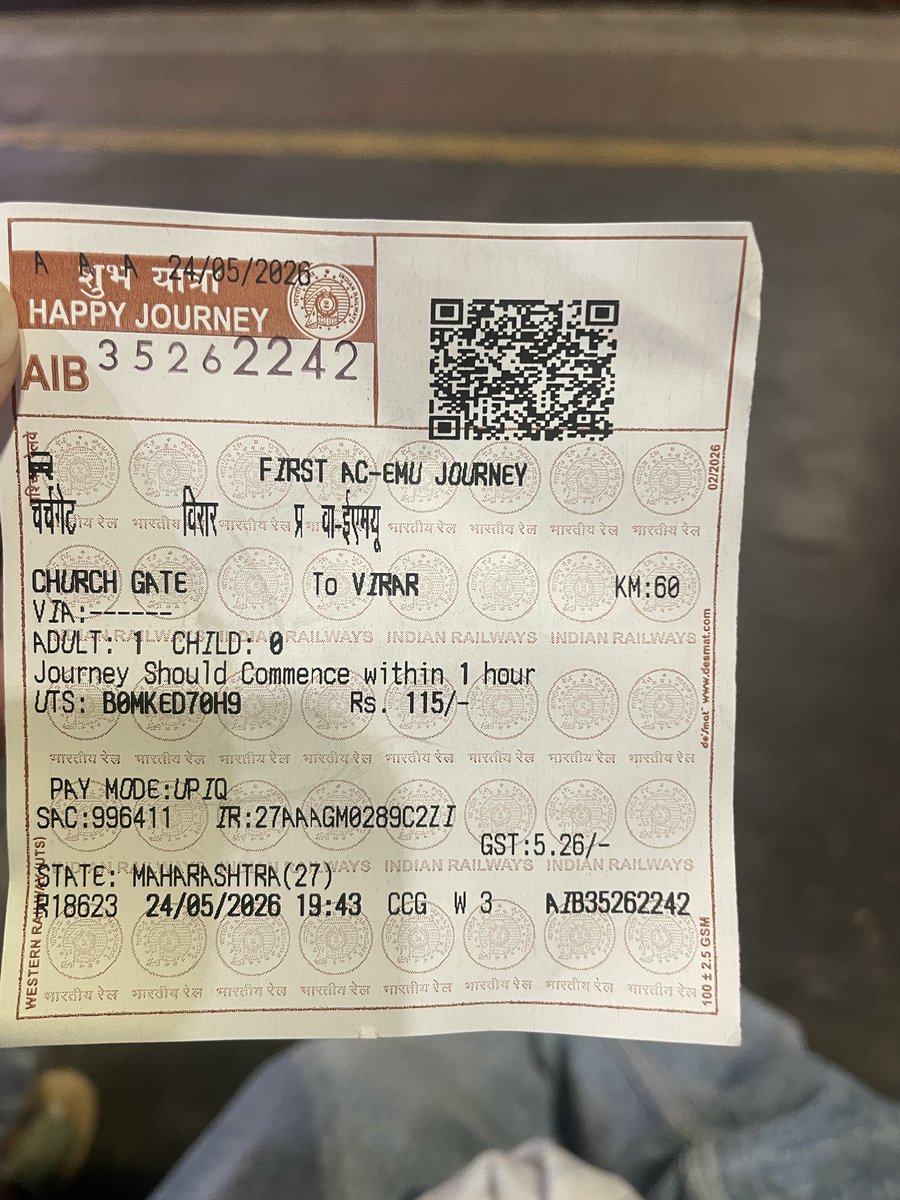rhuull's tweet photo. @WesternRly @RailMinIndia was denied 2 AC local tickets on a single transaction, citing that the system does not generate multiple AC tickets together. Due to this issue, I missed my AC local train. Surprised to see such an inconvenience still exists in Western Railway #AClocal https://t.co/whOwqmedm6