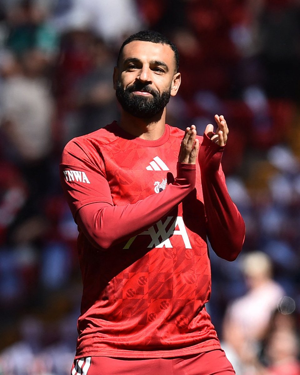 Premier League tweet media