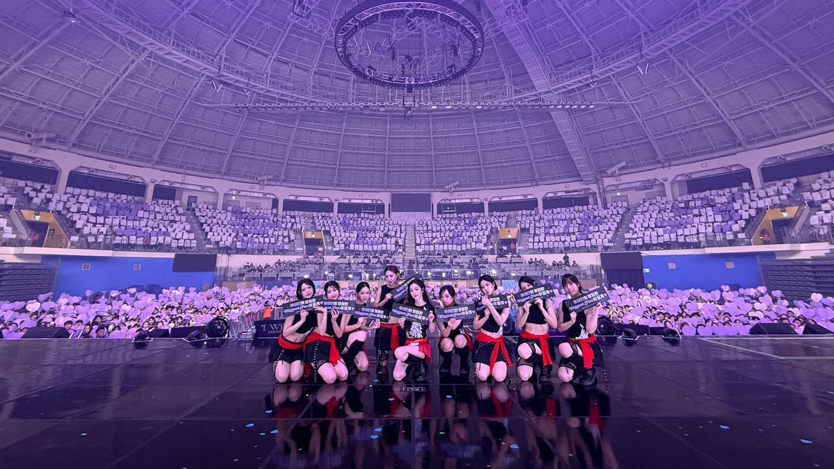 Red Velvet tweet media