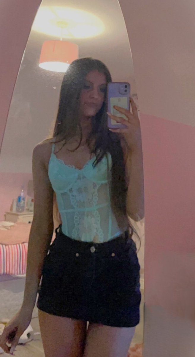 Danielle x tweet media