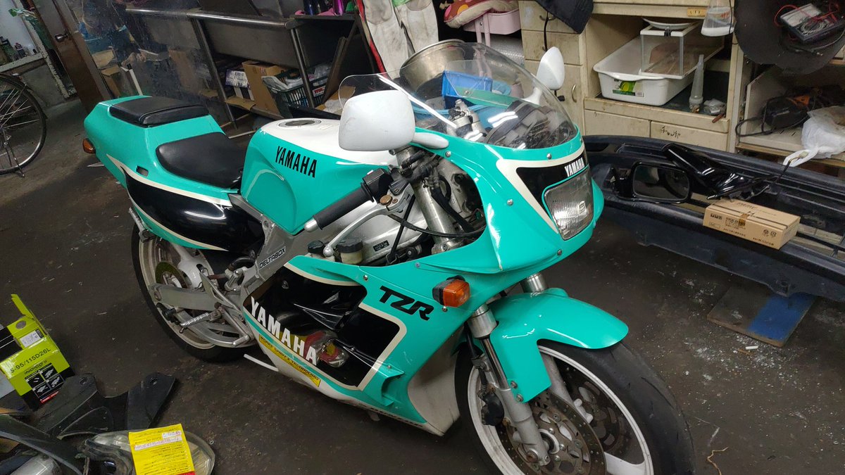 03f871's tweet photo. 久々に実家帰ってきたけど眠いし明日大阪帰りだから街へ繰り出すか迷って30分経ちました。 https://t.co/VF5CQ1B4Z7