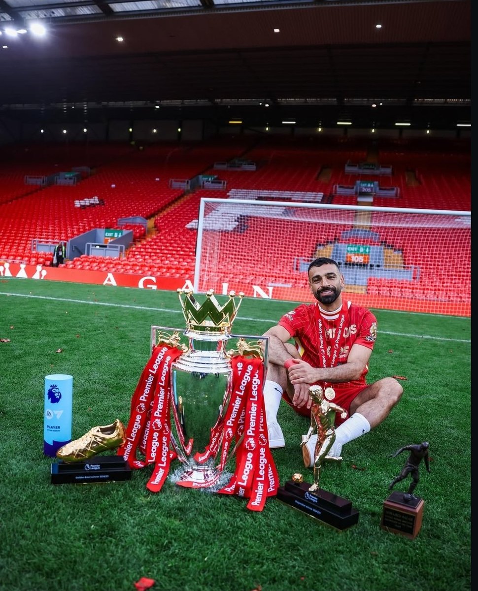 thehouseoffootb's tweet photo. 🚨 Fernando Torres in his first 2 seasons at Liverpool F.C. scored 50 goals 

🚨 Luis Suárez in his first 2 seasons at Liverpool scored 41 goals 

🚨 Sadio Mané in his first 2 seasons at Liverpool scored 33 goals 

🚨 Mohamed Salah has…….see below https://t.co/2GTVoefJmB