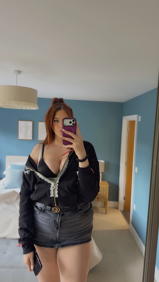 Katie | 6'9” 🥰 tweet media
