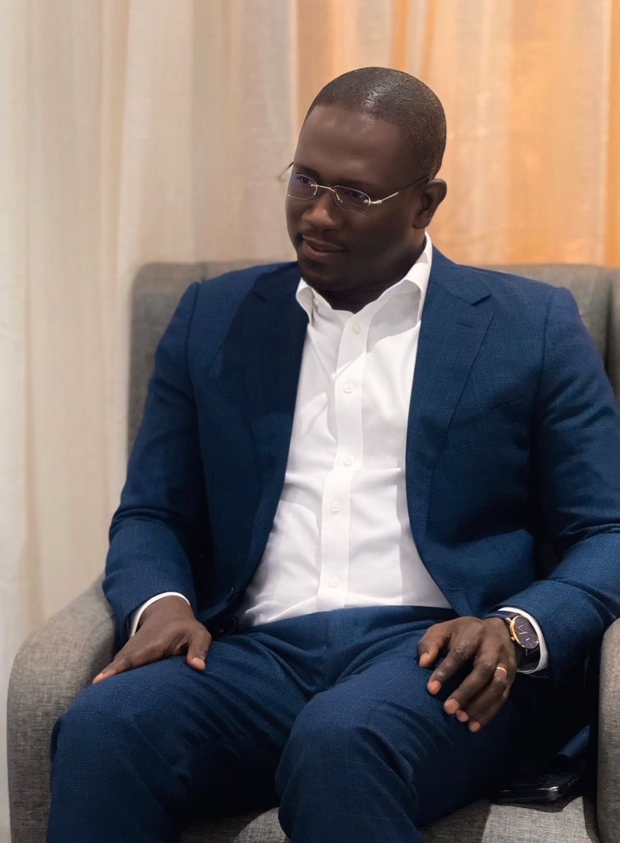 amadou_ba_'s tweet photo. À l’occasion de la Pentecôte et du pèlerinage marial de Popenguine, j’ai effectué ce samedi une visite de courtoisie auprès de Monseigneur André Guèye, Archevêque de Dakar.

Cette rencontre a été l’occasion d’échanger sur les valeurs de dialogue, de cohésion et de solidarité qui demeurent essentielles pour préserver l’unité nationale et renforcer le vivre-ensemble entre les différentes composantes de notre société.

Je souhaite à l’ensemble de la communauté chrétienne une très belle fête de la Pentecôte ainsi qu’un excellent pèlerinage marial de Popenguine.

Amadou BA
Président de la Nouvelle Responsabilité / Jamm-ji

#Pentecôte #Popenguine #AmadouBA #Sénégal #Dialogue #CohésionNationale #VivreEnsemble
