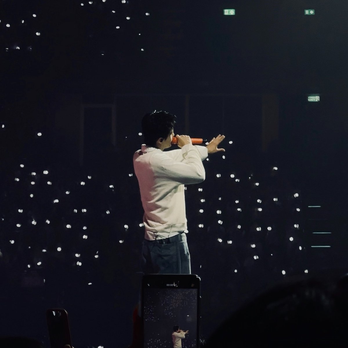 gi3kwon's tweet photo. # EXhOrizon_in_BANGKOK ⭐️ DAY9 ⭐️ https://t.co/vtxM88gXP8