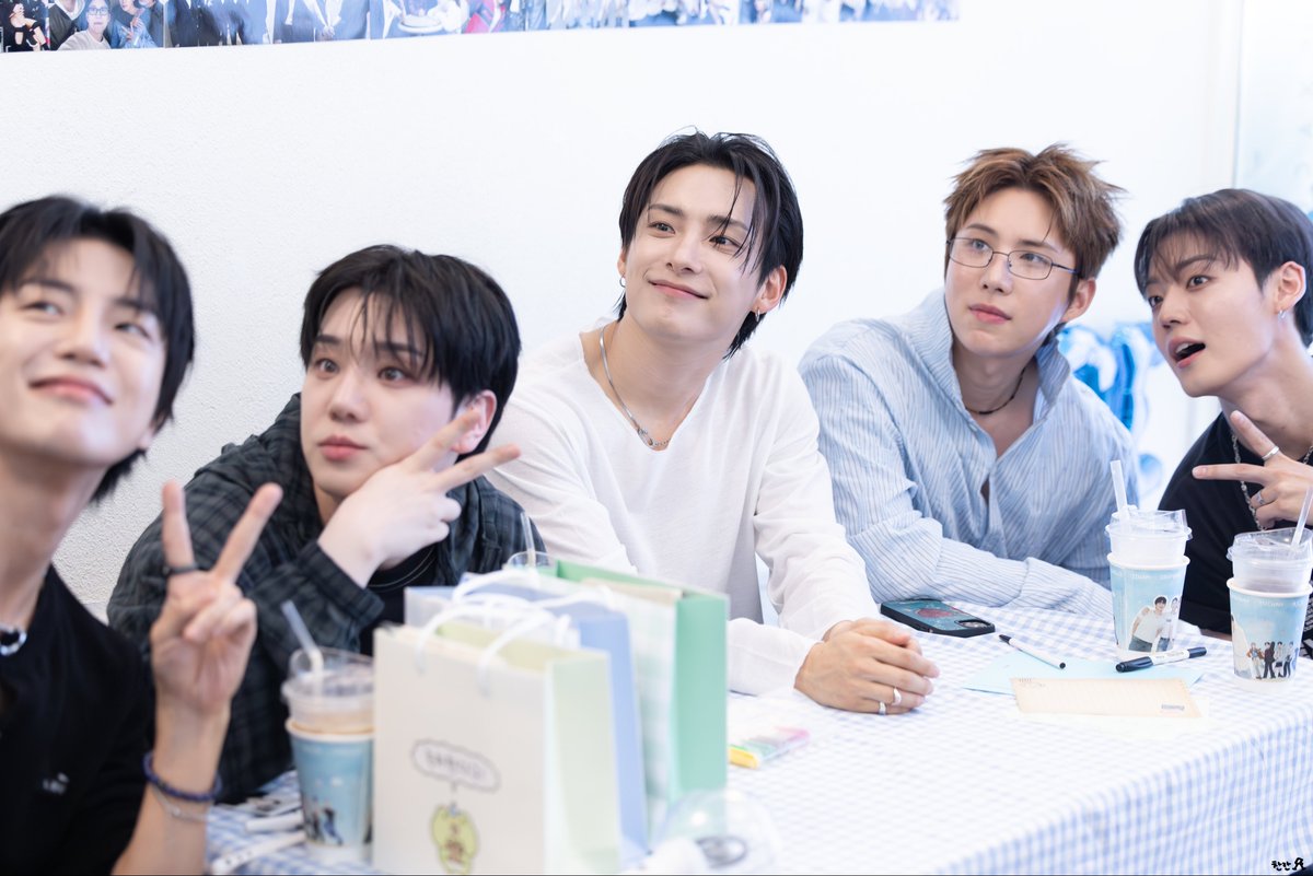 찬란🥂✨ tweet media