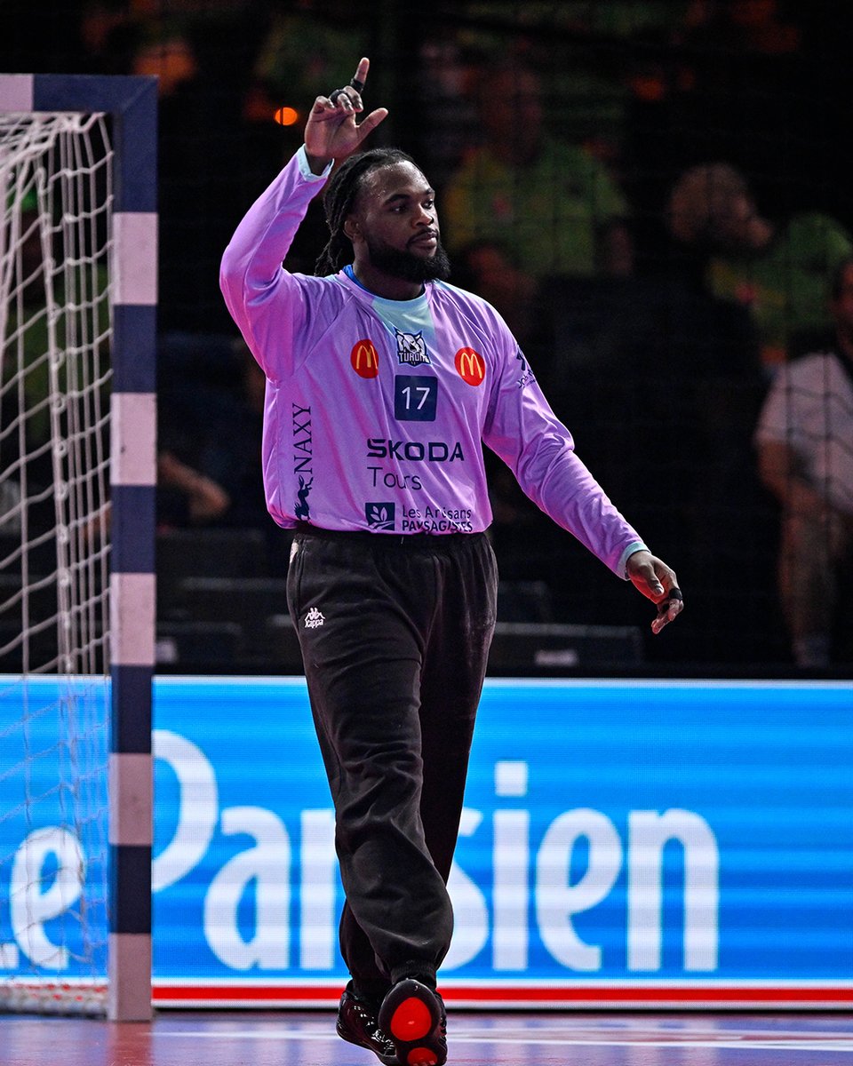 FFHandball tweet media