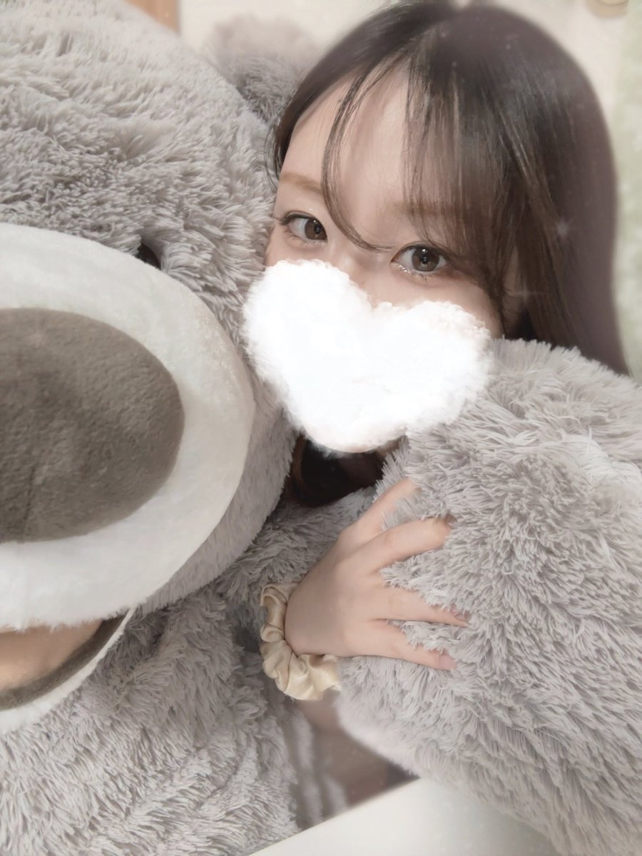 uj5a3's tweet photo. 会いにきてくれた本指様方♡
本日もありがとうございました💞
楽しかった~‼︎またお待ちしてます♡

そして来週の出勤です.｡o♡

25日(月) 20:00~23:30
27日(水) 20:00~23:30  

の2日間です🤍
ご予約お問い合わせ お待ちしております🙂‍↕️💞 https://t.co/5kmhgtP9sG