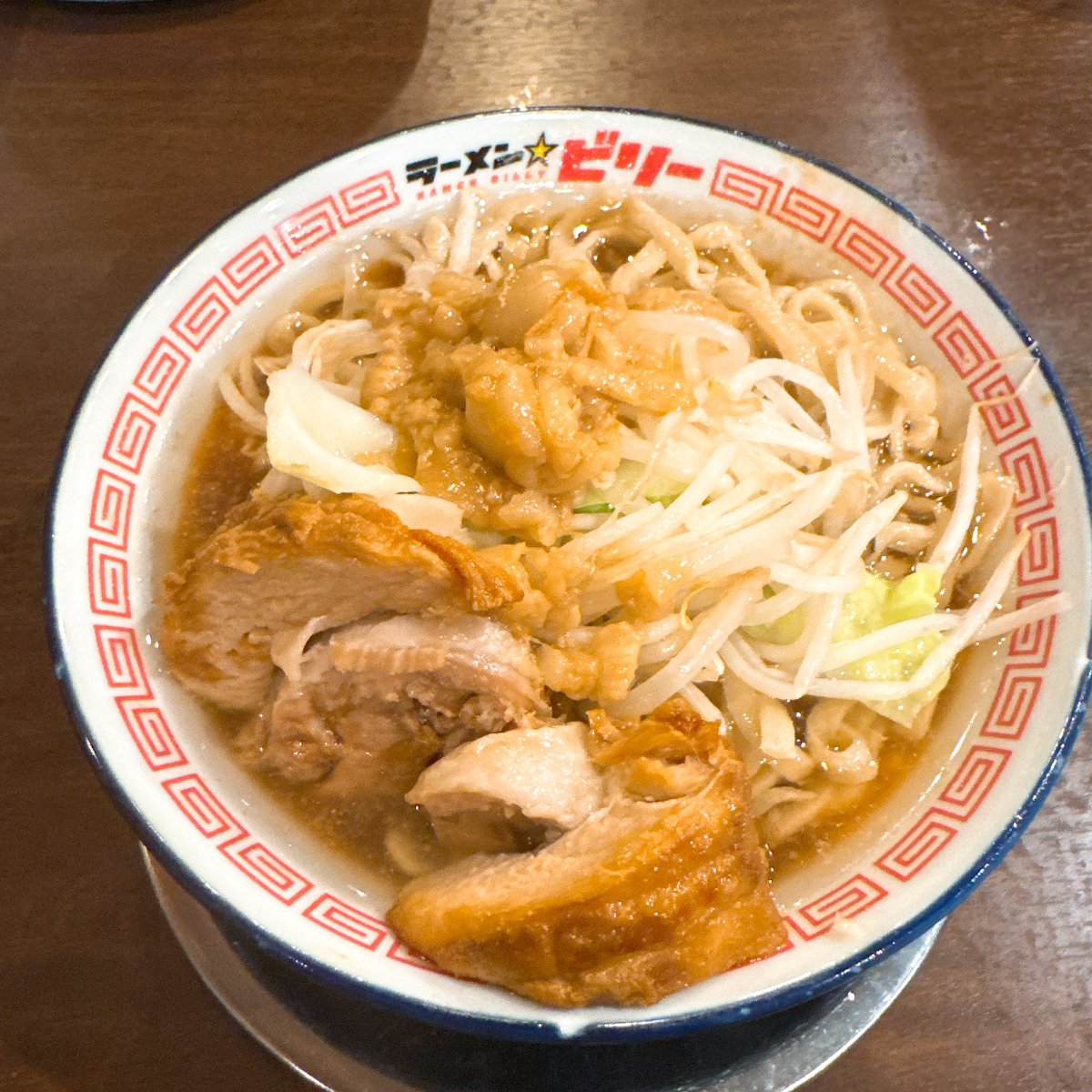 とし tweet media