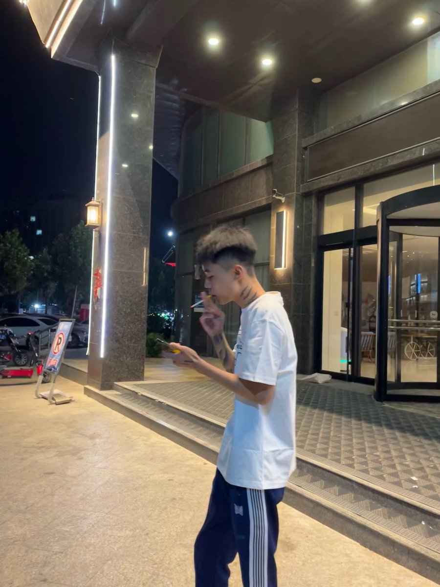 Simba 男仕搓澡馆 广州一店 tweet media