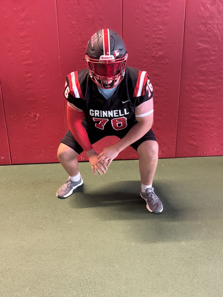 AMikolashek's tweet photo. Had a great time at @Grinnell_FB on my visit yesterday! Thanks @CoachGrande28 and all the other coaches for the amazing experience!
@MrNeas_KellamHS @CoachYoung5 @CGrant721508 @CoachJBWells @FBCoachPaquette @CoachMBallard @CoachAndyHelms @CoachTPorterWR https://t.co/lOE3Sqk5DH