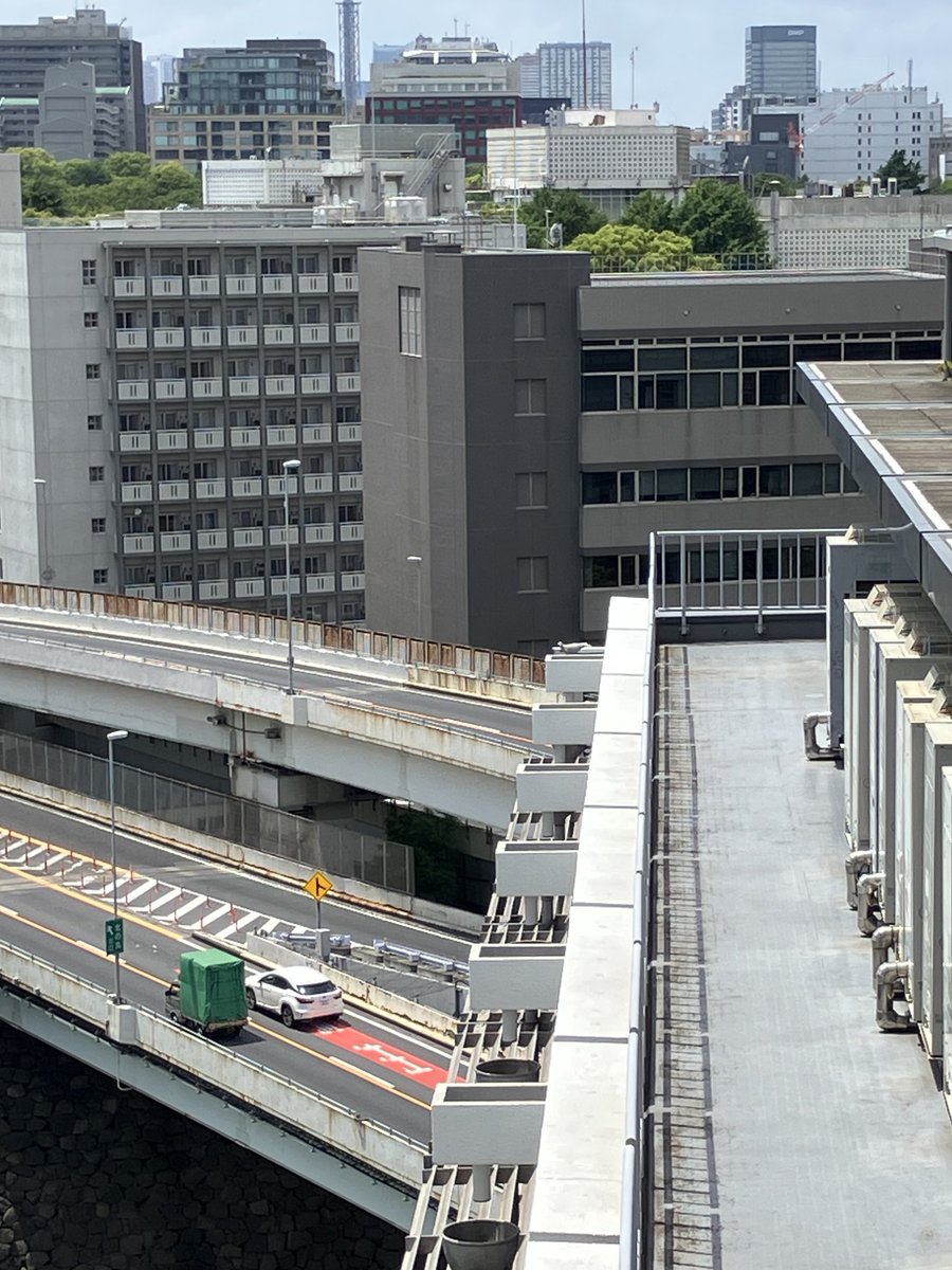 るまこ tweet media