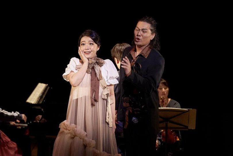 Haruka__Kondo's tweet photo. オペラボ 21世紀版《ドン・ジョヴァンニ》
無事終演しました！

満席の劇場に漲る期待と熱気を感じながら
公演に至るまでのプロセスを思い起こし、
胸が熱くなりました。

DV気質のマゼットとの婚礼の日に
DGにメロつくヅェルリーナ役を
演じられてとても幸せでした👰🏻‍♀️💖

すべての方に感謝を込めて￼💐 https://t.co/fgyKGsmHdW