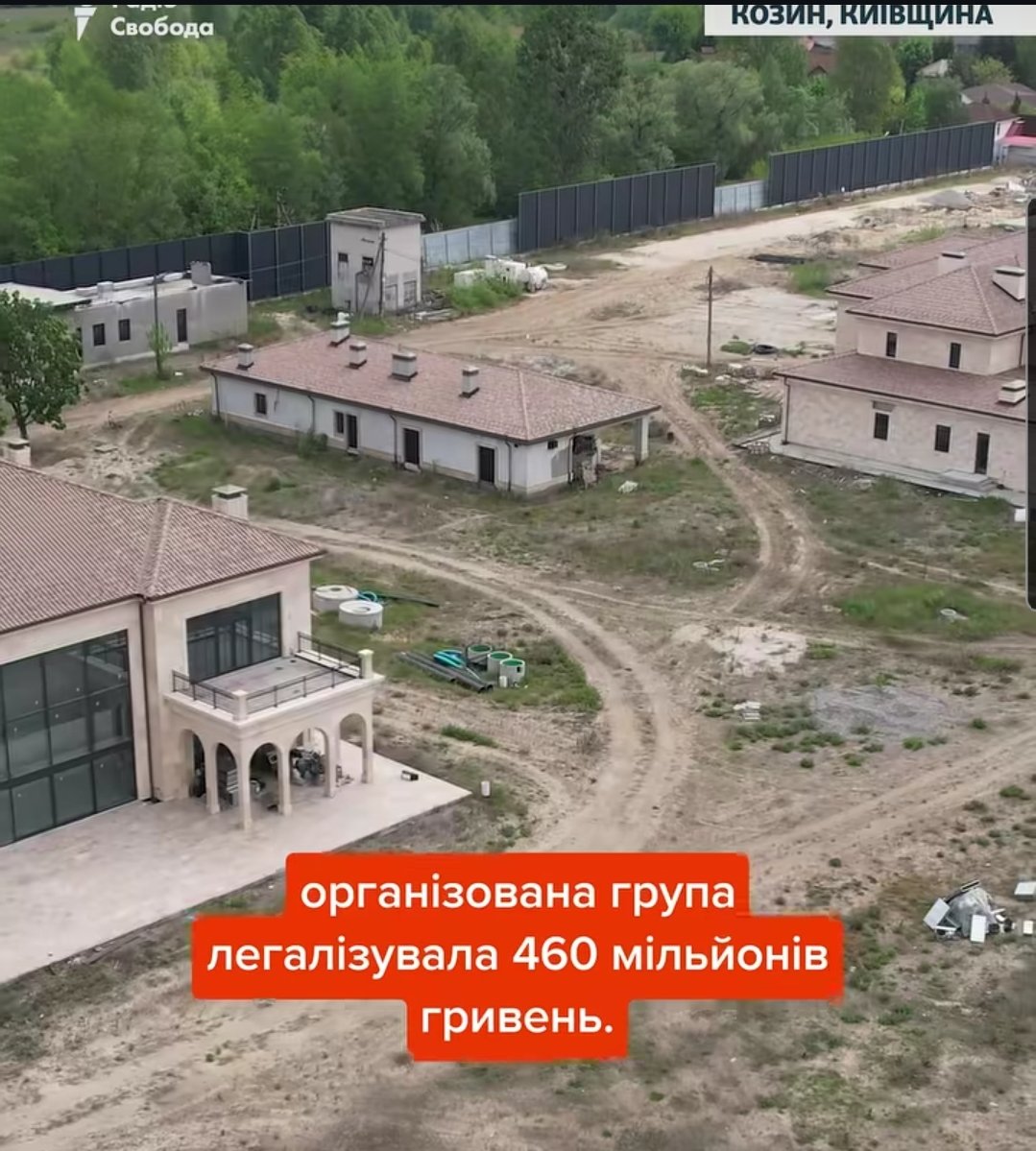 перЗЕдент tweet media