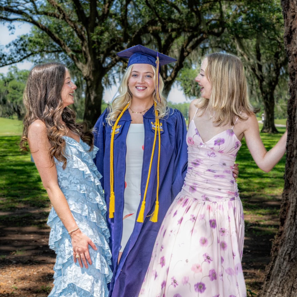 backroadimages's tweet photo. Some graduation fun… brook&amp;mason&amp;brae..NOLA https://t.co/QLvmyJieCd