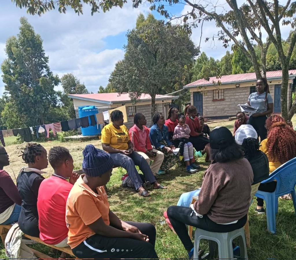 LibacKenya's tweet photo. Young mothers often navigate caregiving responsibilities, financial pressures, social expectations, and limited support systems, making safe spaces for reflection, support, and empowerment increasingly important.

#MentalWellness #YoungMothers #LIBACKenya https://t.co/Czo766w3QU