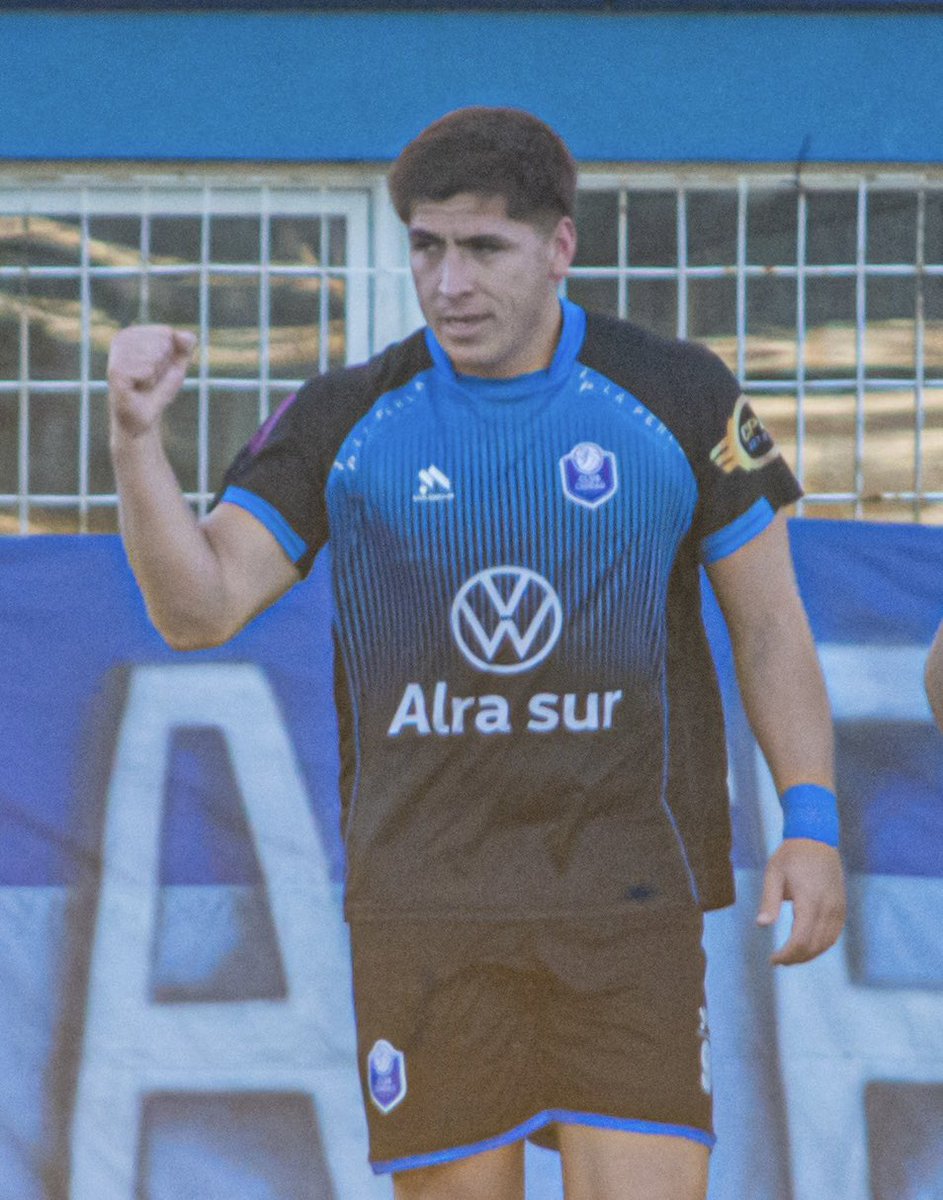 ClubCdBolivarOF's tweet photo. Buen Domingo Para Todos !! 💪

#VamosCele🩵

📸 Matiasmurquia https://t.co/tfckXjvCl4