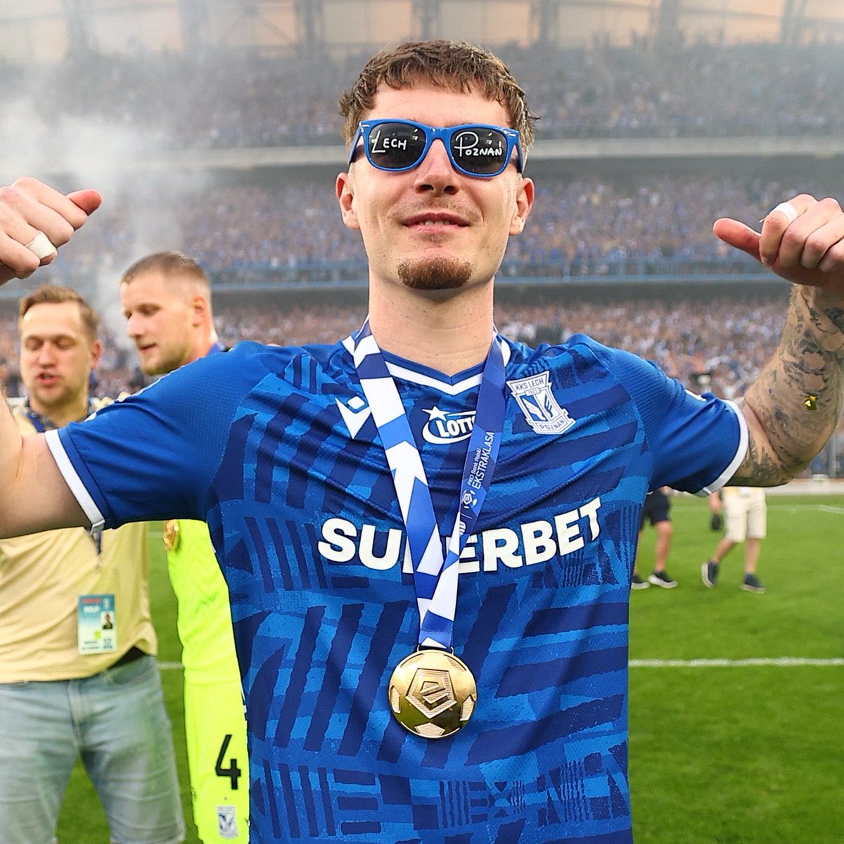 Lech Poznań ⭐️ tweet media