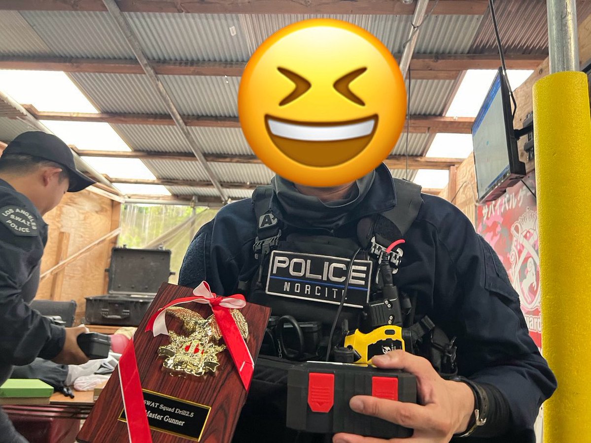 SWAT Squad Drill@公式アカウント tweet media
