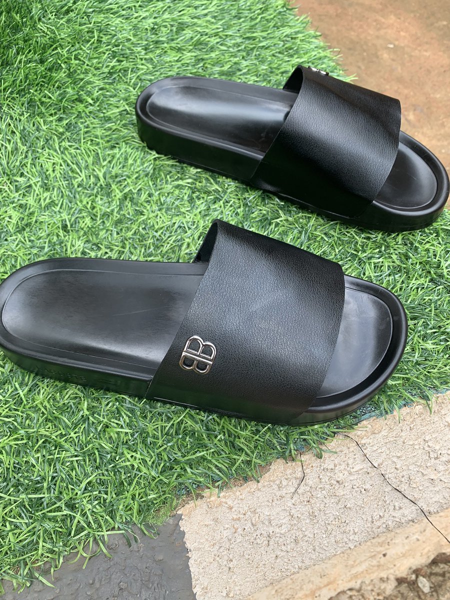 Victory Handy 👡 tweet media