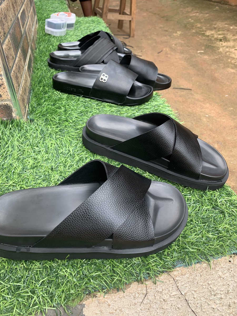 Victory Handy 👡 tweet media