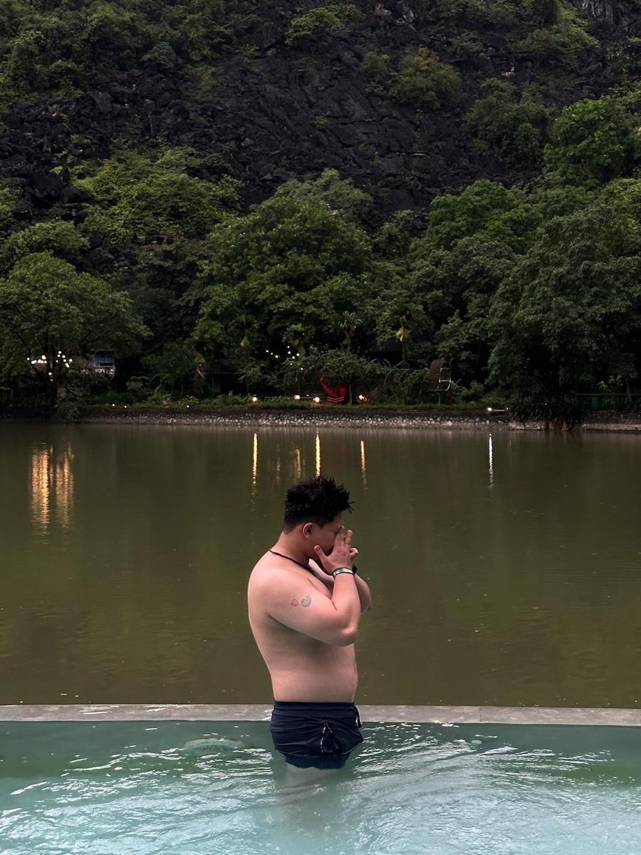 LXunHuy24176282's tweet photo. 🧜🏼‍♂️ https://t.co/bOMFydCiBn