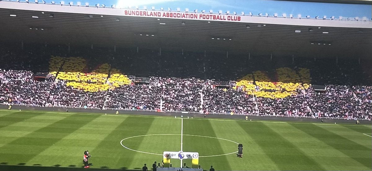 Craig_SAFC's tweet photo. Absolutely love this! #SAFC 🔴⚪️ https://t.co/SBKfOgEQ7J