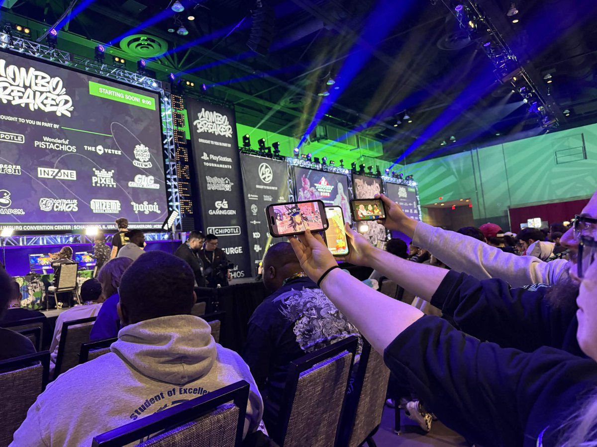 NotSolidSnak3's tweet photo. What the fuck is happening at #CB2026 !? https://t.co/rTcm9vjsNZ