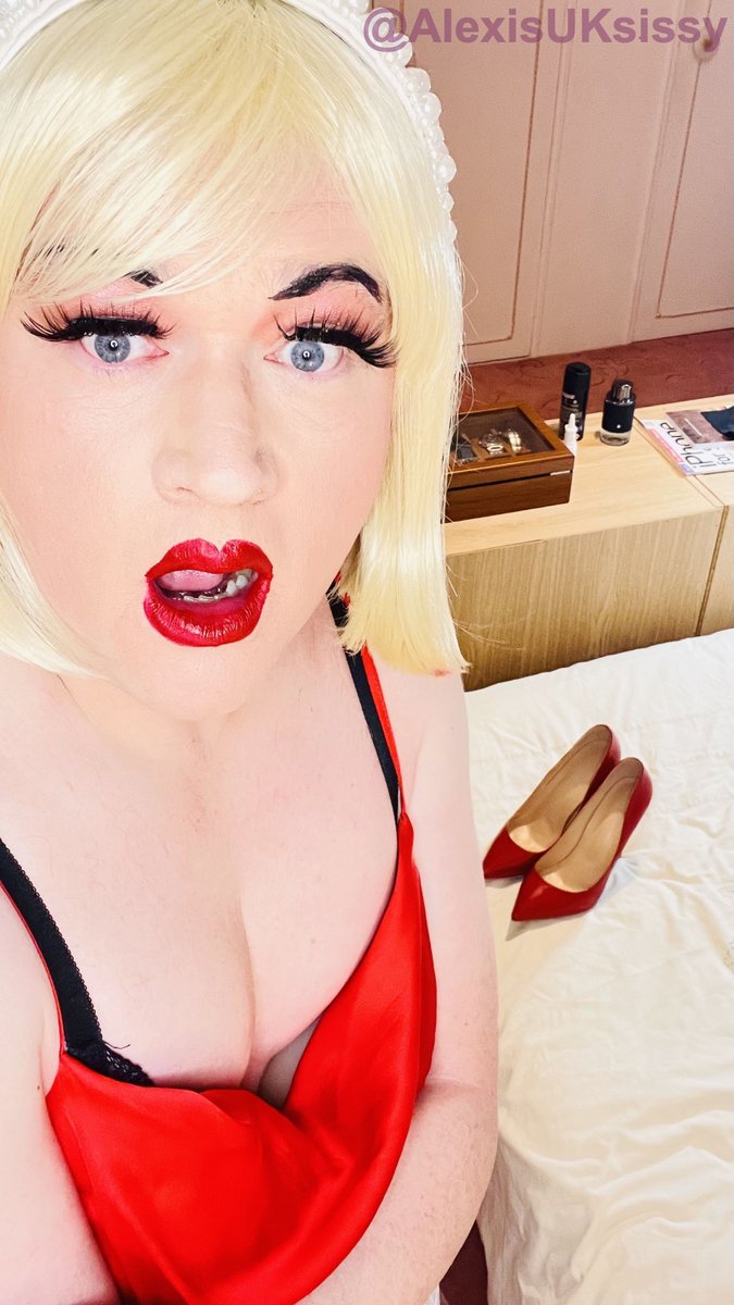 AlexisUKsissy's tweet photo. im shocked you havnt retweeted me !

#sissycaptions #sissy #sissyboy #sissygirl #sissyslave #sissyslut #crossdressing #femboy #feminization #sissytraining #crossdresser #sissyhypno https://t.co/7e5n7CJgA0