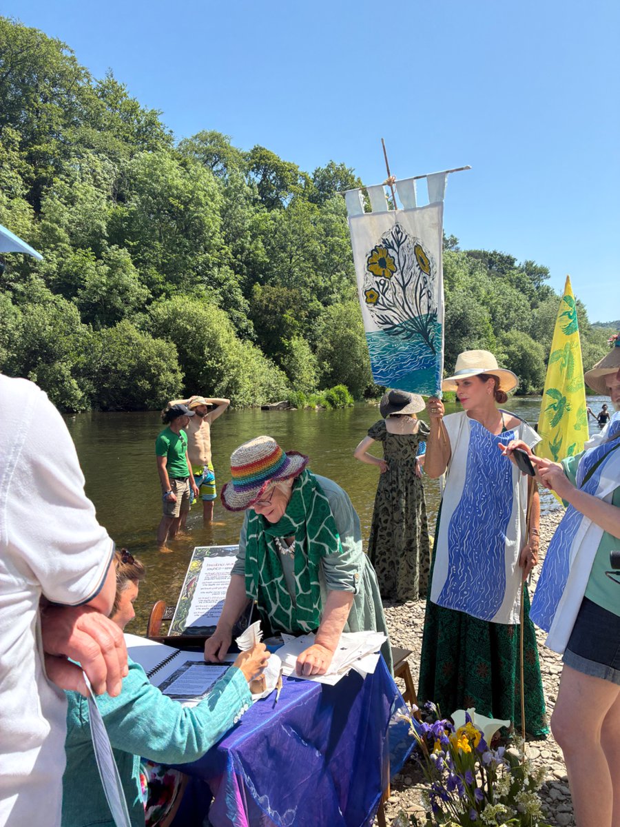 Merry Albright tweet media