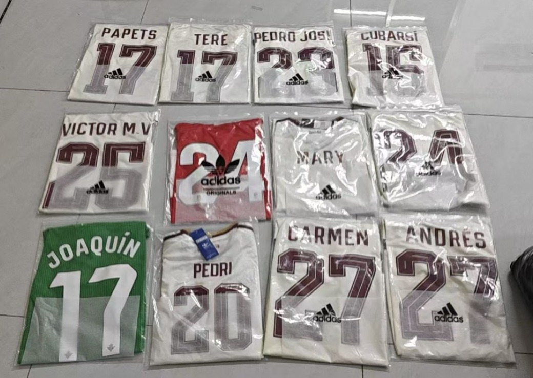 IvanNotReformed's tweet photo. Señores y señoritas, se abre nuevo plazo de pedidos. El anterior fueron +60 artículos, aquí os dejo fotos de algunos artículos 

Cualquier cosa DM https://t.co/2qBhmfs8Q6