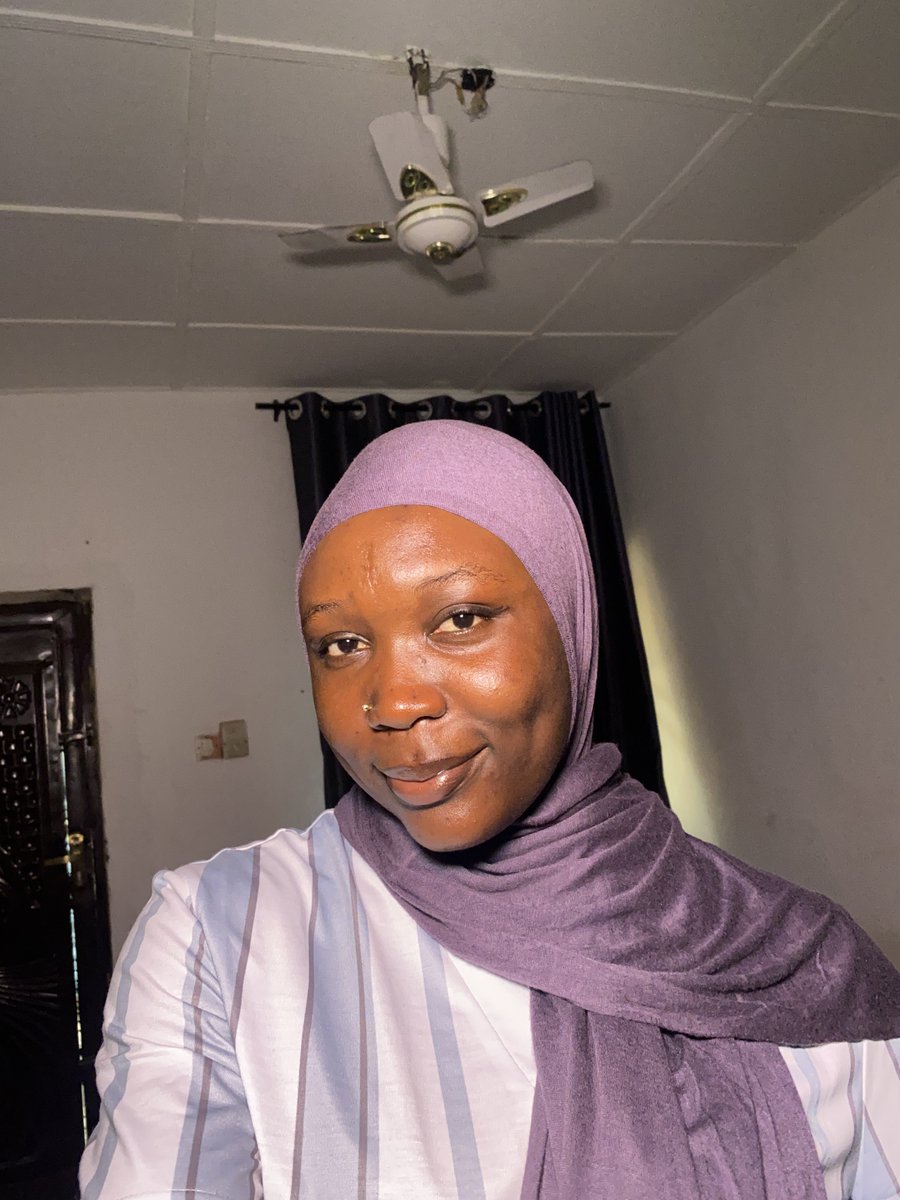 Omolola💐 tweet media