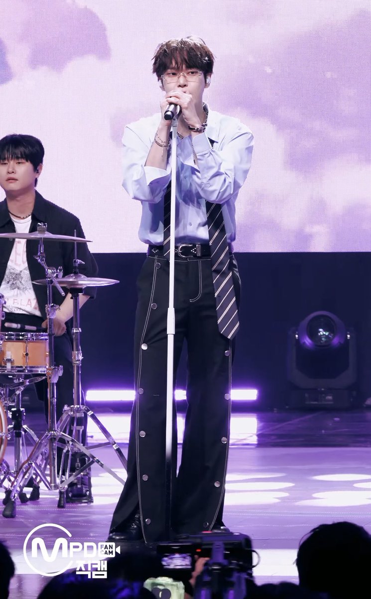 또또 tweet media