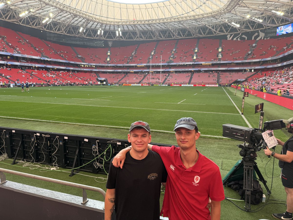 Gib1Wayne's tweet photo. A great weekend on 🏉 tour with the Tunbridge clan (minus my Sean ❤️) at the @ChampionsCup in #Bilbao &amp; visiting #SanSebastian #Arraste #Lekeitio making great memories, eating top food &amp; loads of laughs throughout. Big 👏👏👏 to #UBB &amp; #MHR https://t.co/tmzJr5sfEt