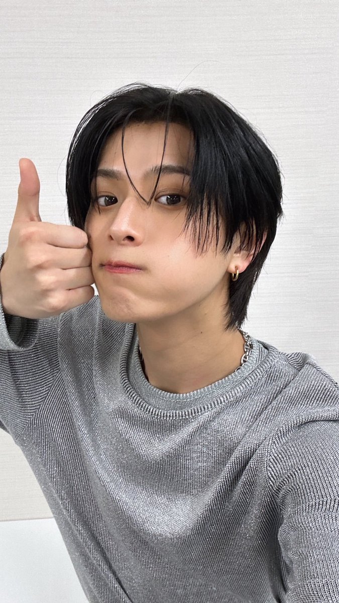 Yoji. tweet media