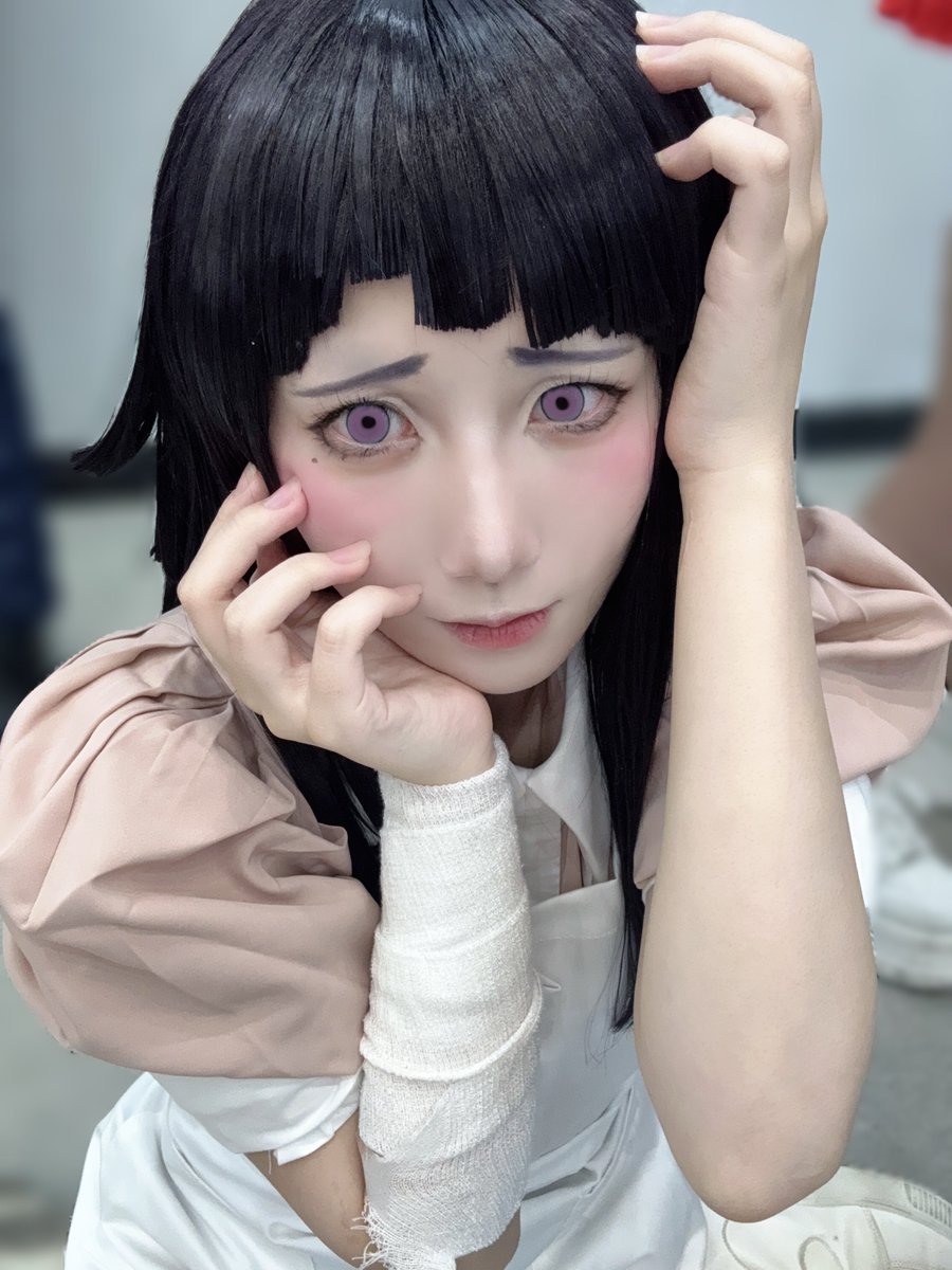 ササパン tweet media