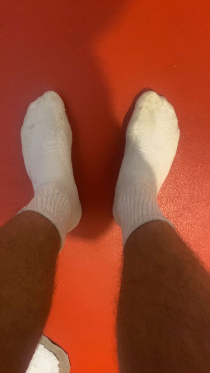 JulienDebros's tweet photo. Venez en privé les gars 😈
#cashmaster #gay #dom #gooncap https://t.co/Ez6YDh5LQp