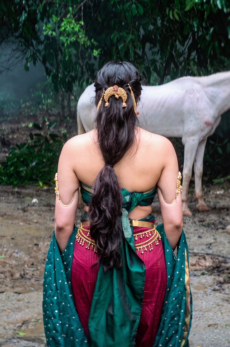 alterego_x_69's tweet photo. Ipo thaan zee thirai la kantara paathen intha mundai ah rukku thevidiya va paatha odane sunni thookidichi 1st pic la thooki vachi okkanum kathara kathara 💦💦🤤 2nd pic la ava muthuga nakku edukanum thoppai ah pudichi amukanum ava molai killi kanji ah ava moonji la oothanum🤤🥵👅 https://t.co/UAzhizw5AG