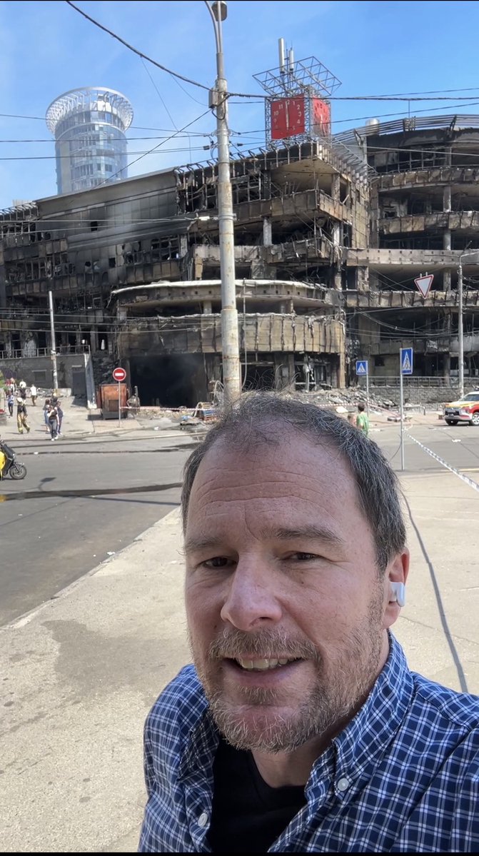 Christian Esch tweet media