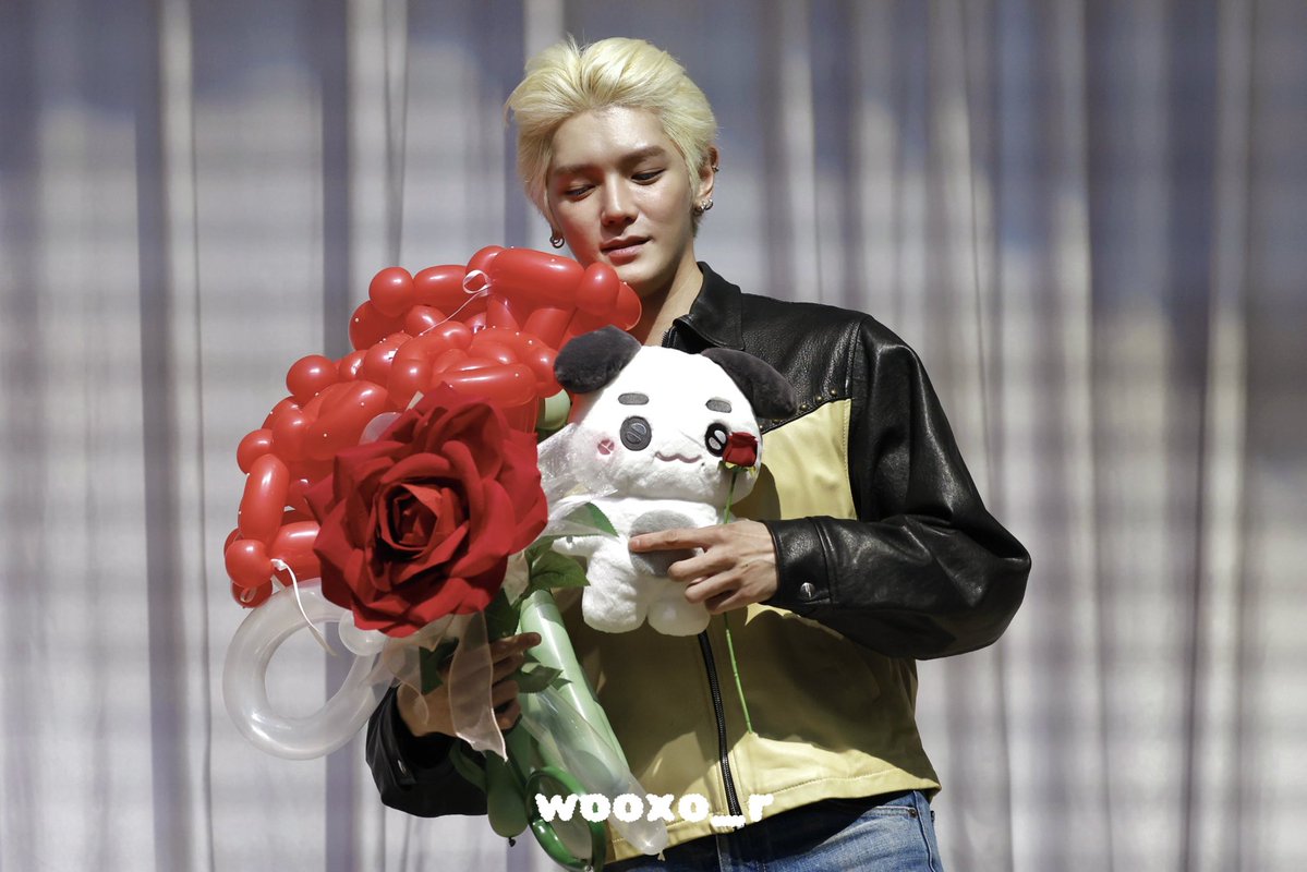 wooxo_r tweet media