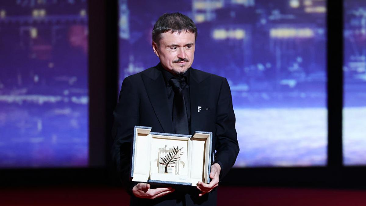 alexgroup_'s tweet photo. 🎬 Congrats to Cristian Mungiu &amp; the Fjord team for winning the Palme d’Or at Cannes 2026 — Mungiu’s second! 🇷🇴🏆
🥂 Proud that Alexandrion Group partnered the exclusive event after the film’s screening in the Official Competition.
Photo credit: https://t.co/YdAZRWpexQ https://t.co/xhVjlslmBL