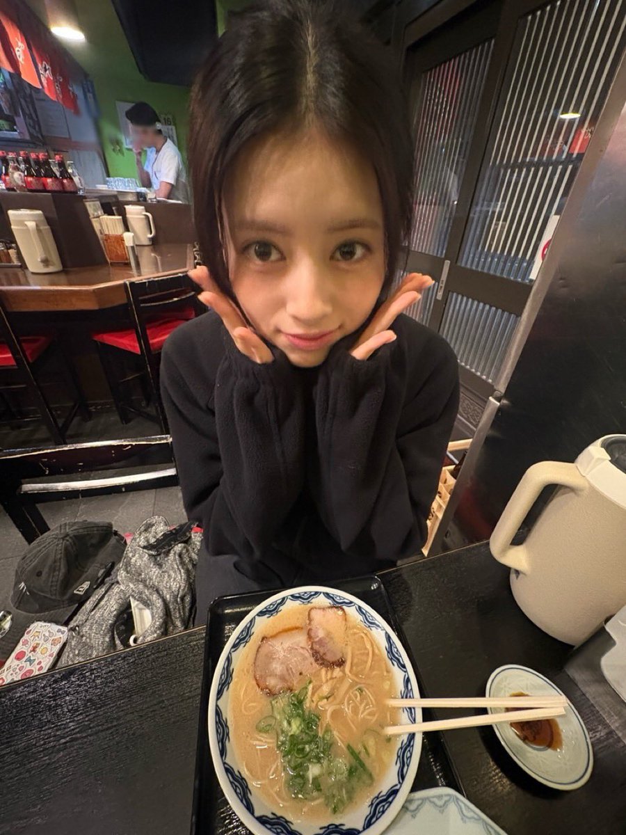 🍜まなてぃーぬ😗🍚 tweet media
