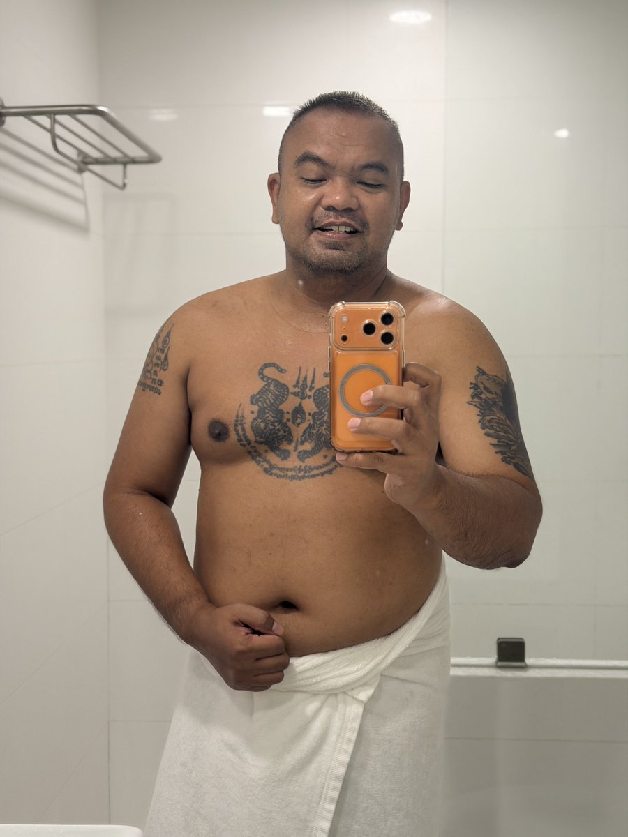 หมีชนบท tweet media