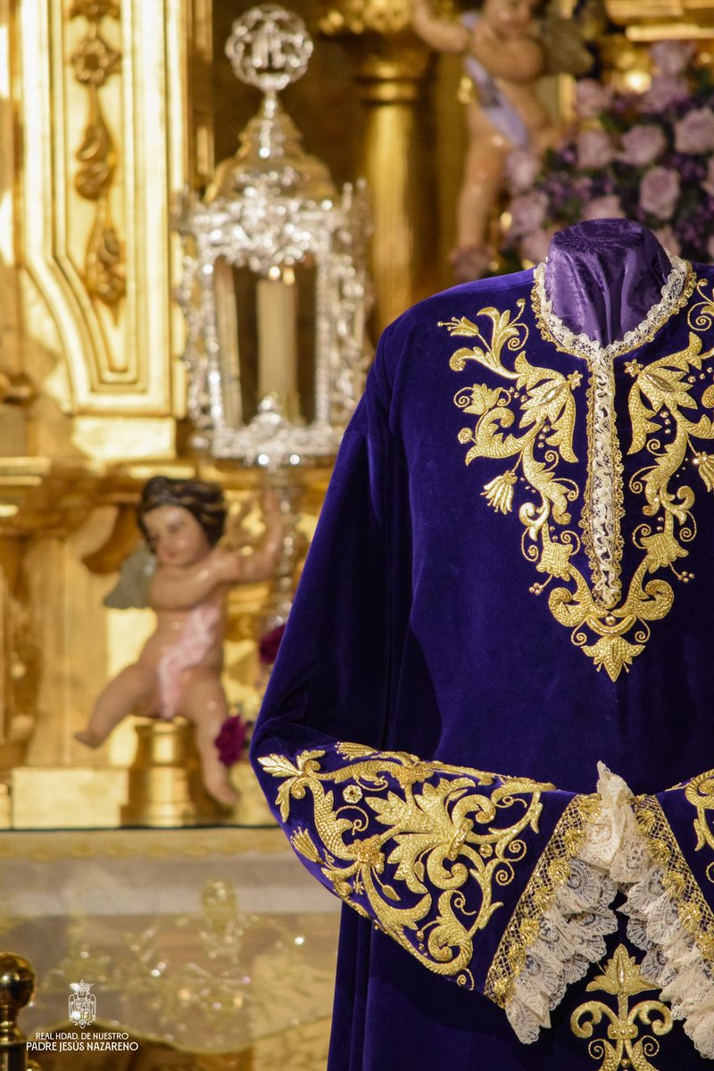 moraosalhgrande's tweet photo. Nueva túnica procesional para Ntro Padre Jesús, diseño de Javier Nieto y realizada en el taller de bordado de nuestra Hermandad.

Una pieza concebida para mayor gloria de nuestro Sagrado Titular, fruto del trabajo, el amor y la fe en Nuestro Padre Jesús Nazareno. https://t.co/Sc3slwTmCw
